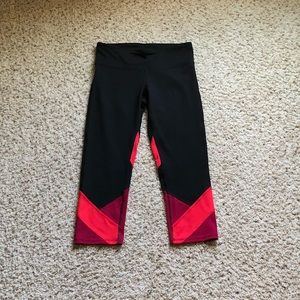 Champion small Capri legging.